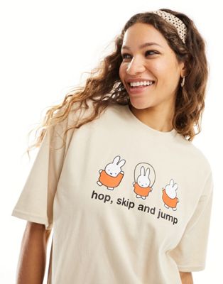 Daisy Street x Miffy t-shirt with skipping graphic in cream