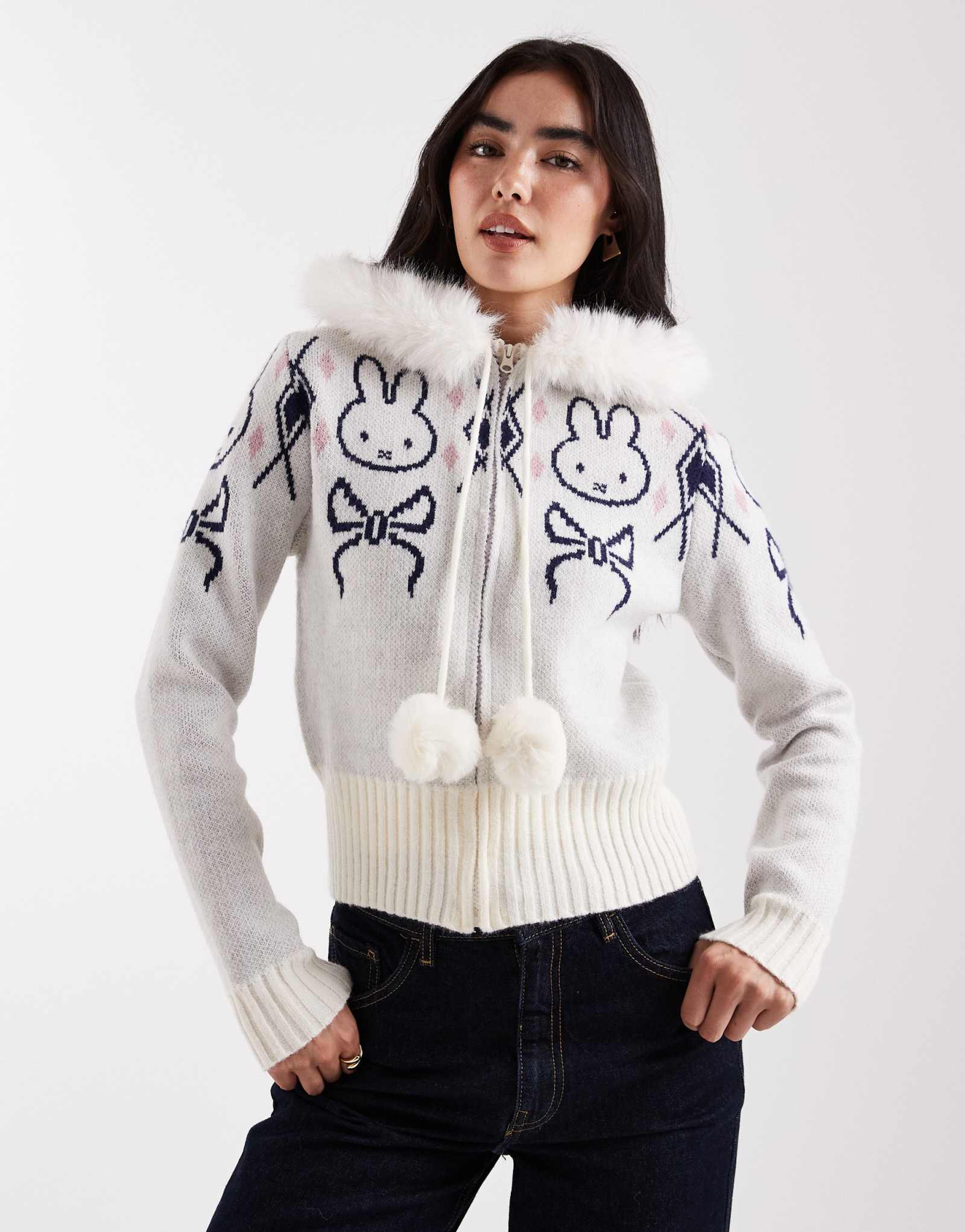 Вязаный кардиган на молнии Daisy Street x Miffy с помпонами кремового цвета