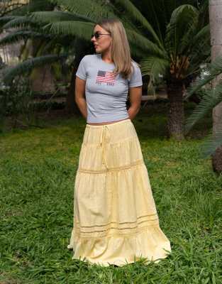 Daisy Street x Molly Mcfarlane - Gestufter Boho-Maxirock in Buttermilchgelb
