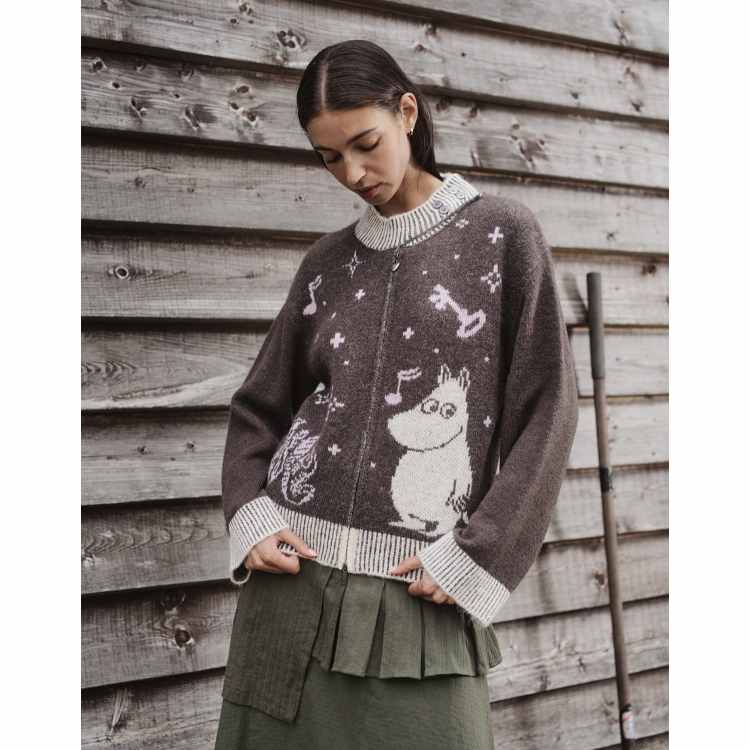 Daisy Street x Moomin zip up knit sweater with high neck in brown