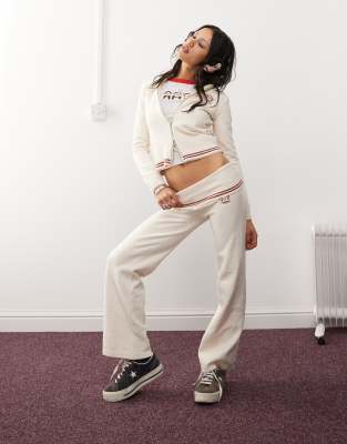 Трикотажные брюки-клеш Daisy Street x Paul Frank в складку с вышивкой - часть комплекта 11390₽