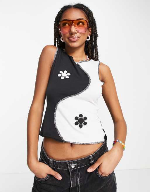 Daisy Street Y2K cropped singlet with yin yang flower overlocking