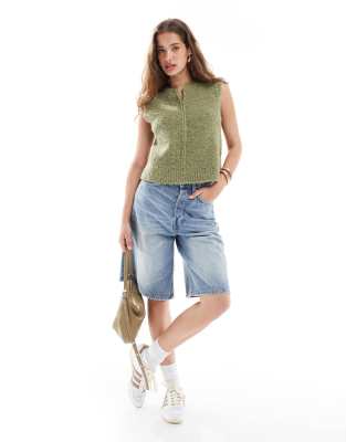 Daisy Street Zip Up Boucle Crew Neck Vest In Green