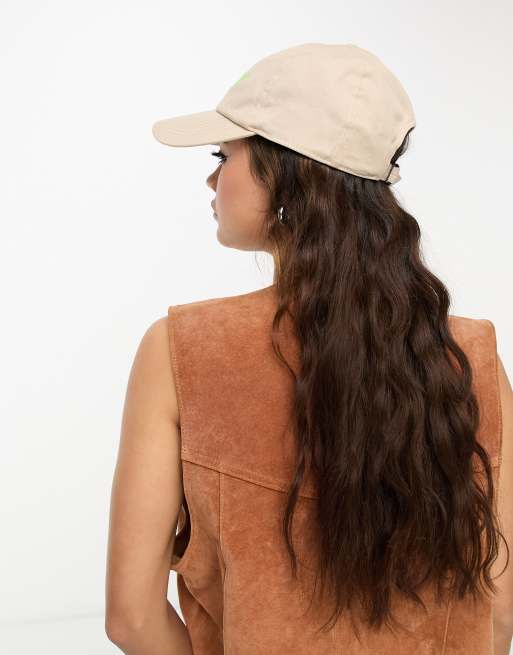 Damson Madder cotton logo cap in beige, 2 of 4