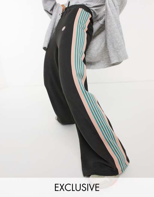 Damson Madder extreme relaxed trousers in cotton with side stripe