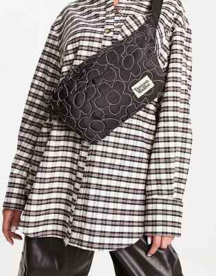 Damson Madder polyester fanny pack in padded floral print-Black