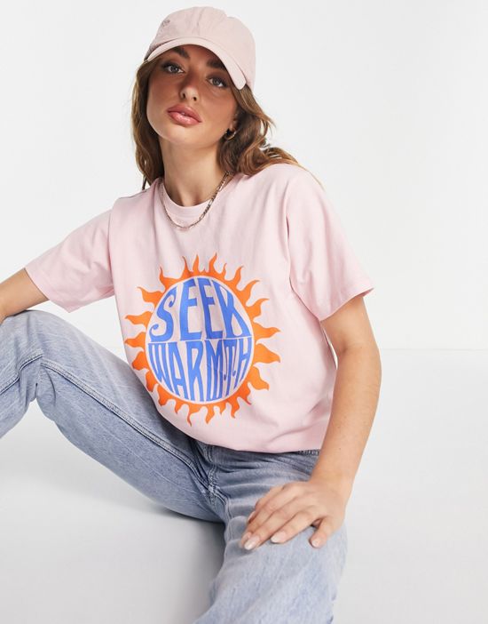 https://images.asos-media.com/products/damson-madder-seek-warmth-t-shirt-in-pink/202271506-1-pink?$n_550w$&wid=550&fit=constrain