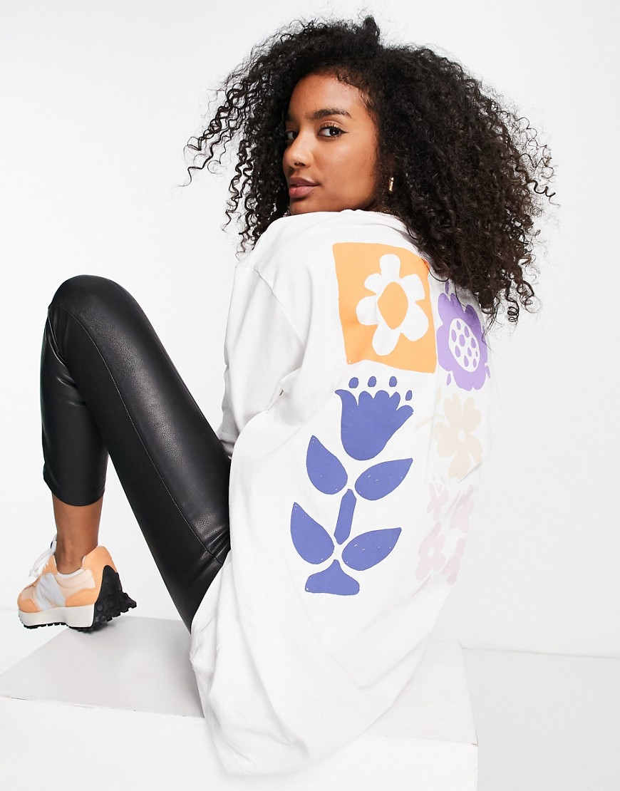 Damson Madder - Skate T-shirt van biologisch katoen met met bloemenprint in crème-Wit