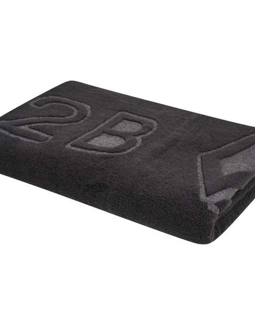 Dare 2b Dare 2b gym towel in black in black
