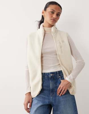 Dare 2b - Kuschelige, atmungsaktive Weste aus Teddyfleece in Mandelmilch-Beige-Neutral