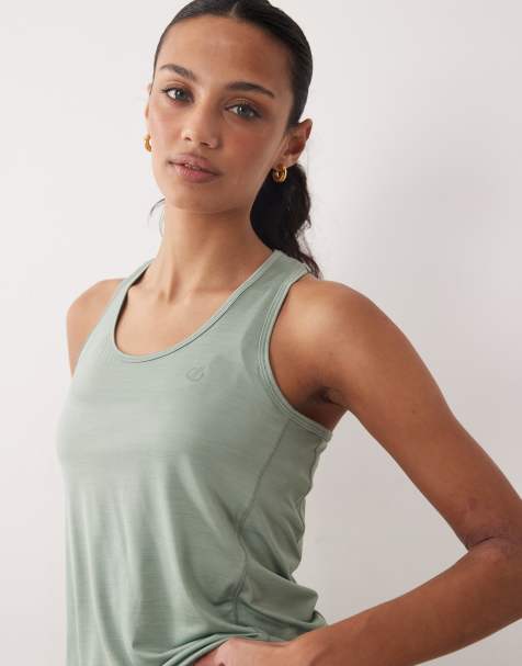 Dare 2b Racerback modernize ii lightweight vest in glacier green