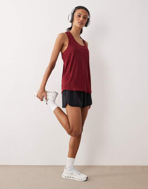 Dare 2b Racerback modernize ii lightweight vest in tibetan red - view 1