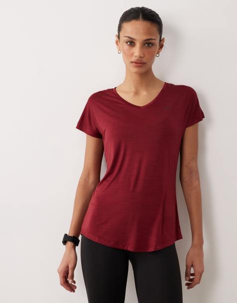 Dare 2b Reflective vigilant lightweight t-shirt in tibetan red - view 1