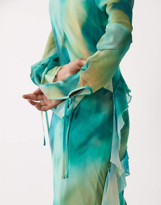 Daska chiffon maxi jurk met hoge gedrapeerde hals en ruchedetail in groene abstracte print, 3 van 4