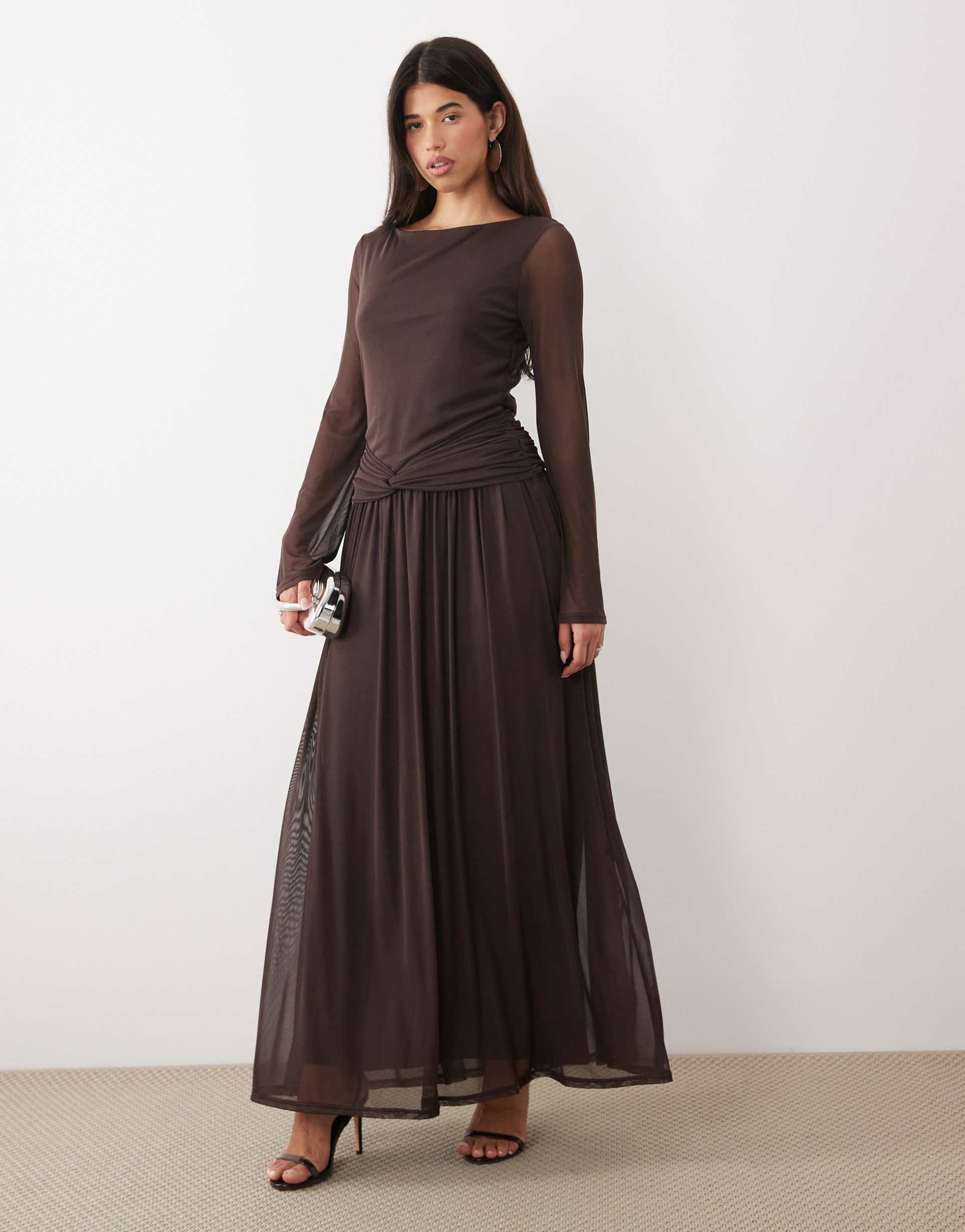 daska dropped waist mesh maxi dress with twist detail in chocolate