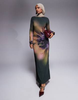 exclusive maxi dress in overscale placement floral-Multi