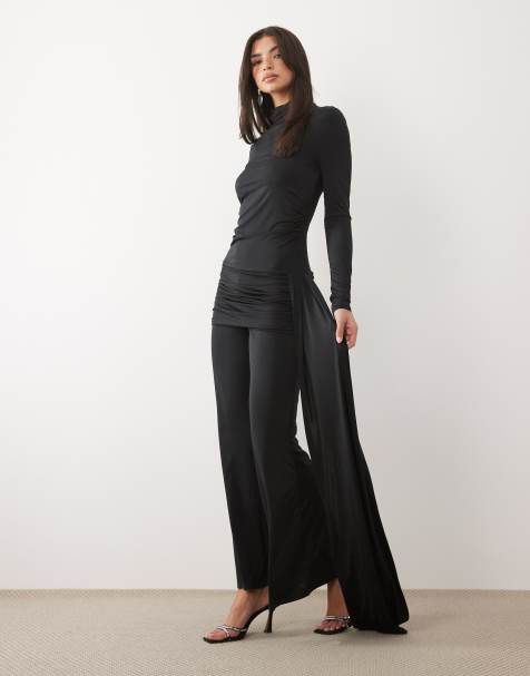Daska - Hoogsluitende jumpsuit van gladde stof met gedrapeerd detail in zwart - view 1