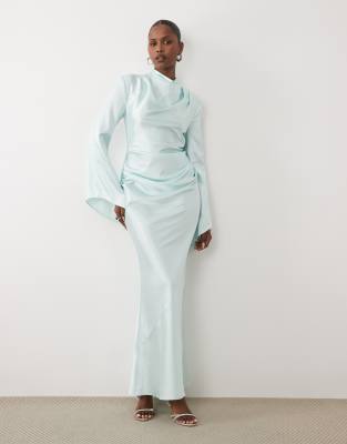 Maxikleid aus Satin in Eisblau mit hohem, gerafftem Wasserfallausschnitt Blau XS