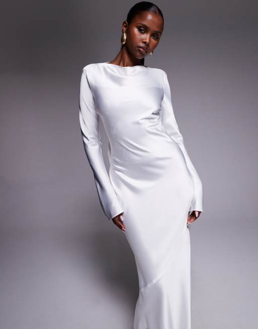 Daska – Maxikleid aus Satin in Elfenbein mit auffälliger Schleife hinten, 2 von 4