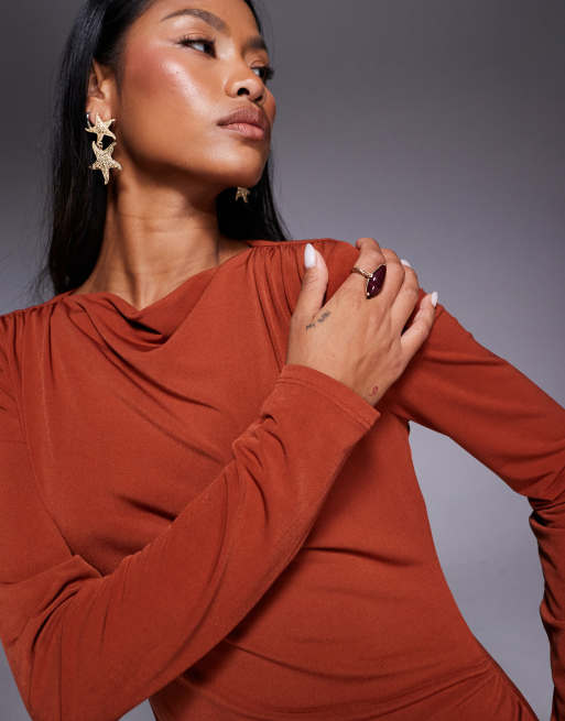 Daska pleated maxi dress in rust, 2 of 4