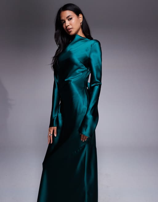 Daska – Satin-Maxikleid in Smaragdgrün mit auffälliger Schleife am Rücken, 4 von 4