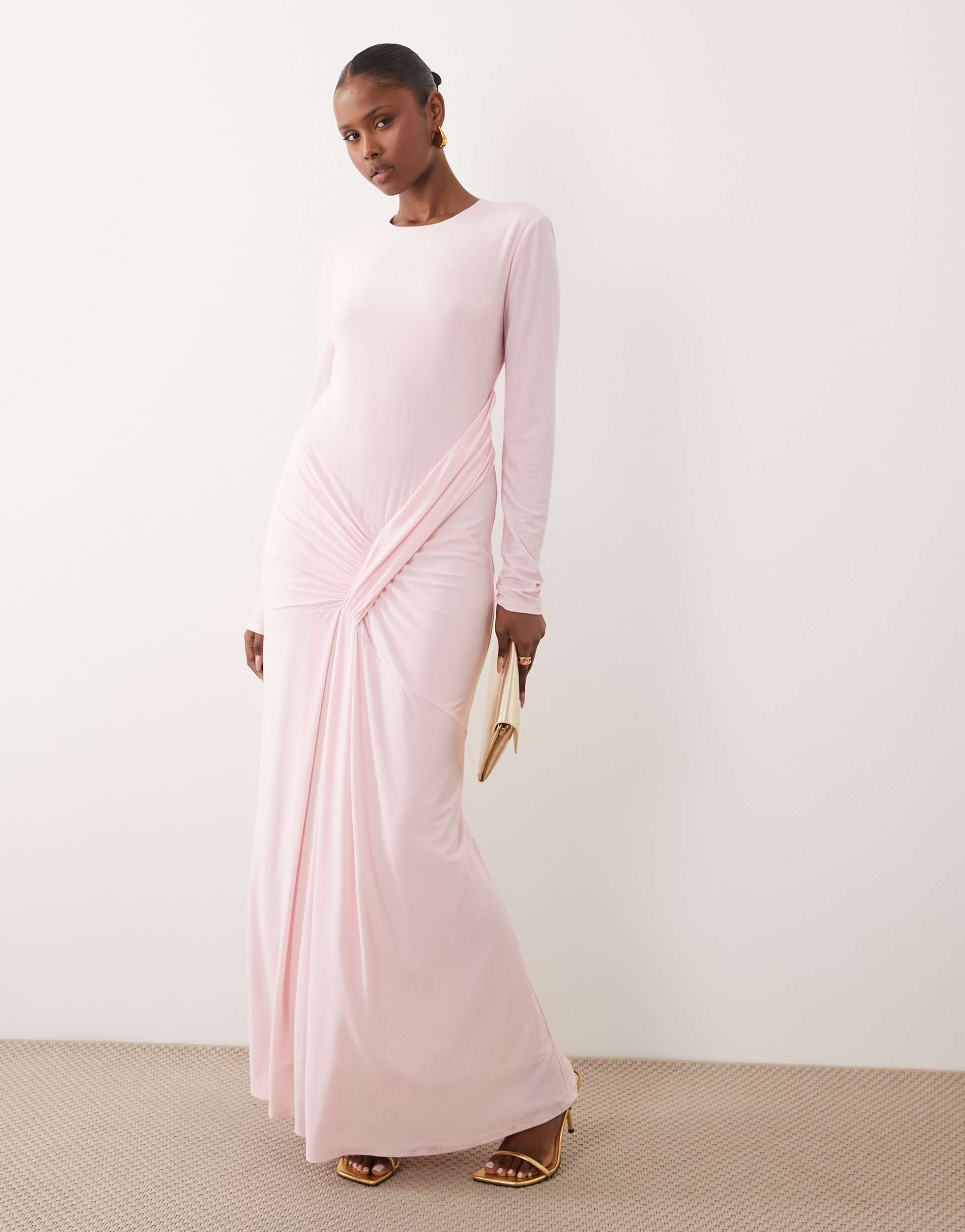 daska stretch long sleeve tie waist maxi dress in baby pink