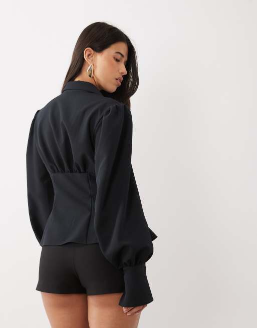 Daska v-neck collar cinched waist blouse with balloon sleeves in black, 4 of 4