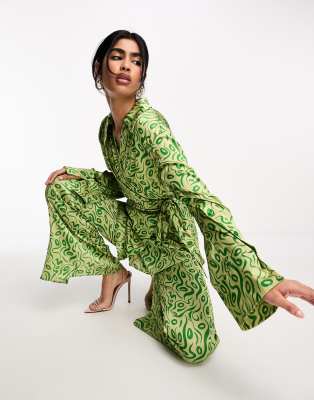 Daska wrap top in abstract green print - part of a set