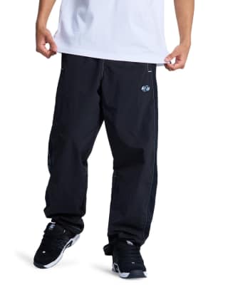 Shoes - Flow Down - Trainingshose in Schwarz Schwarz S