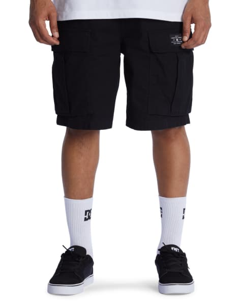 DC Shoes Tundra 22" cargo walkshorts in black - view 1
