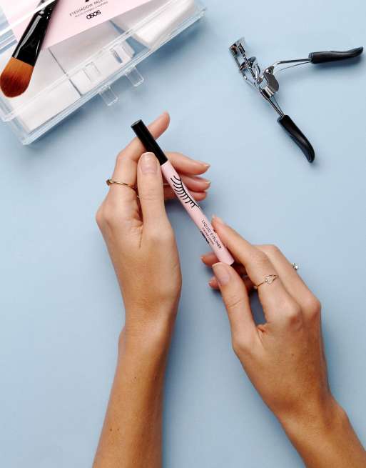 Delineador de ojos líquido en formato bolígrafo de ASOS DESIGN Makeup - Decisive, 2 de 4