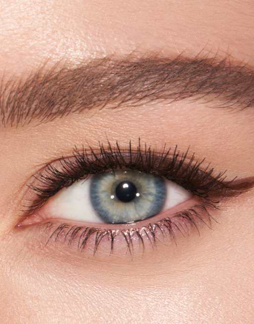 Delineador de ojos marrón Feline Flick de Charlotte Tilbury: Tono Super Brown, 2 de 4