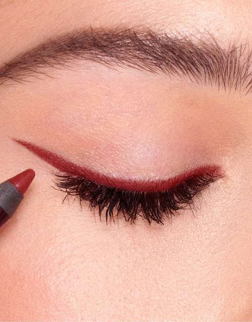 Delineador de ojos Walk Of No Shame de Charlotte Tilbury, 4 de 4