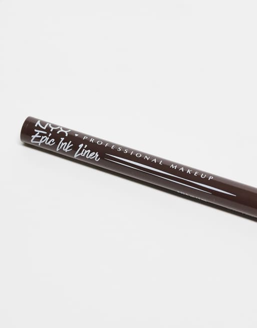Delineador líquido resistente al agua Epic Ink Liner de NYX Professional Makeup: Tono Milk Chocolate, 4 de 4