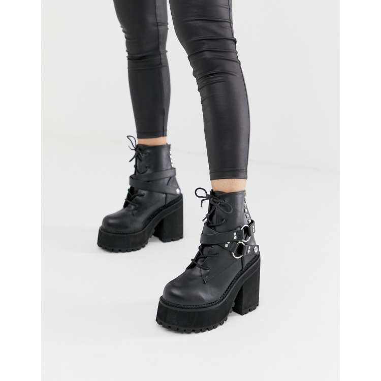 demonia assault boots