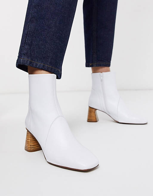 Depp ankle boot with shaped stacked heel in white leather