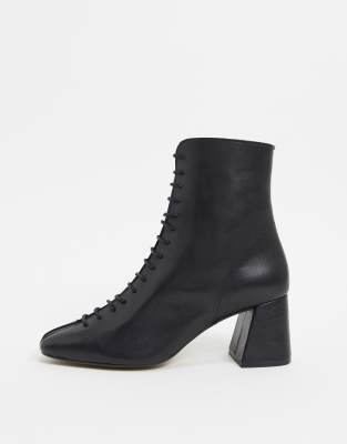 depp lace up boots