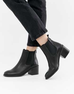 depp leather heeled chelsea boots