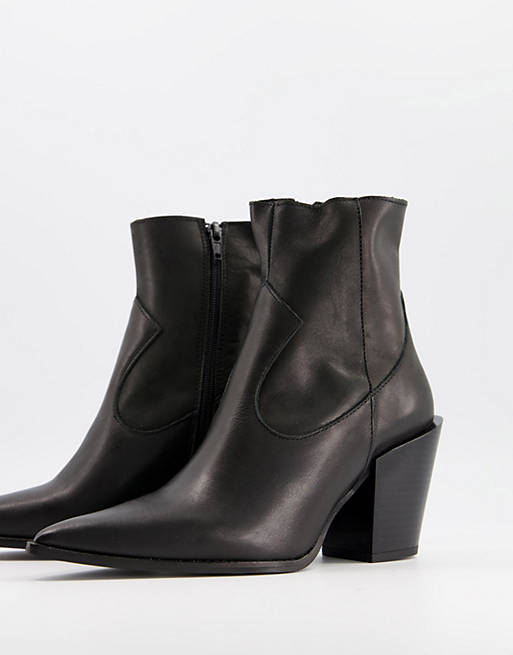 Depp pointed western boots in black leather | ASOS
