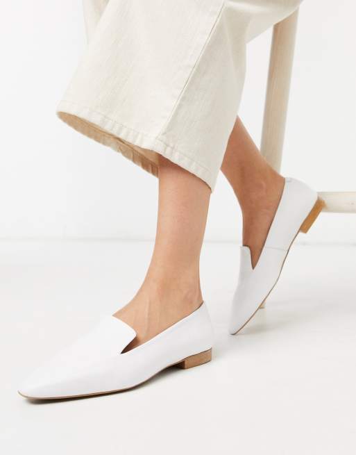 White leather on sale flat shoes