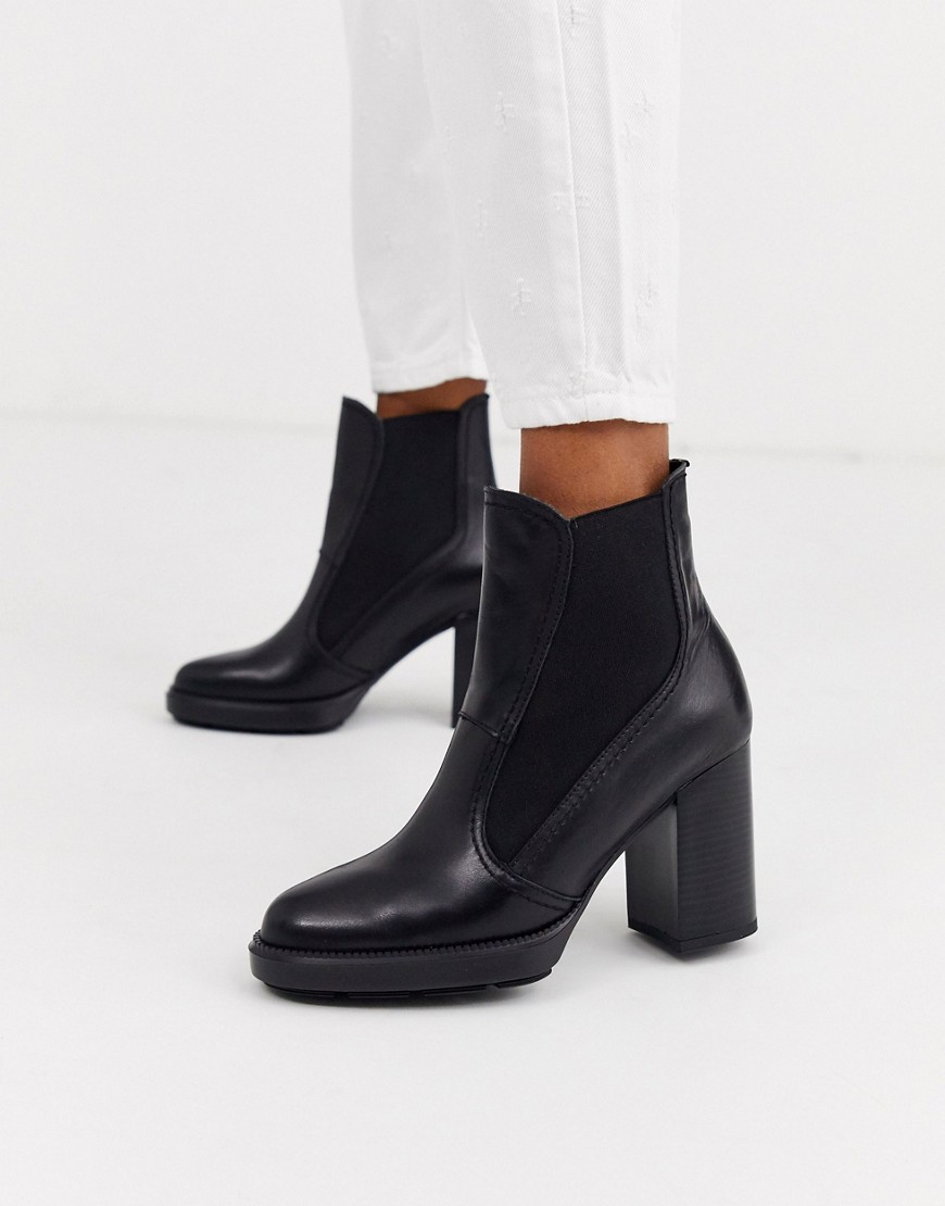 Depp – Svarta grova boots i läder
