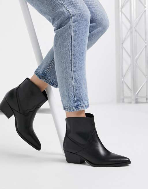 Depp leather shop ankle boots