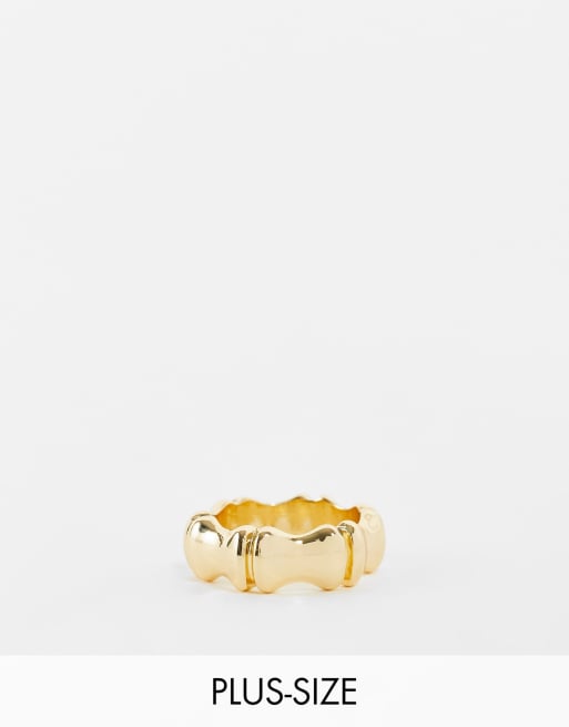 DesignB Curve bamboo ring in gold tone