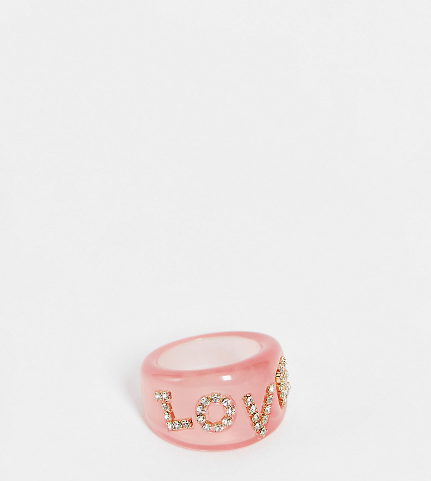 DesignB Curve resin ring with embellished love in pink