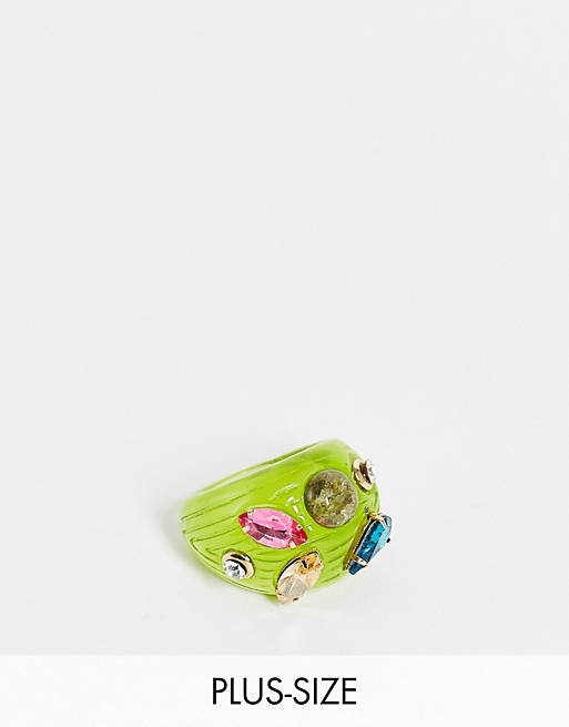 DesignB Curve ridged resin ring with crystal embellishment in lime