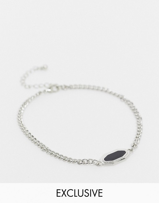 DesignB Exclusive anklet in silver with hexagonal stone charm