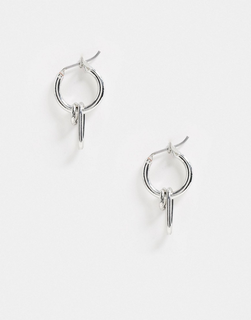 DesignB hoop earring with geometric charms in silver