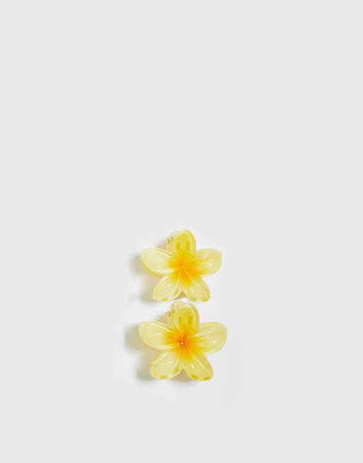 DesignB London – 2er-Pack kleine Blumen-Haarspangen in Gelb, 3 von 3
