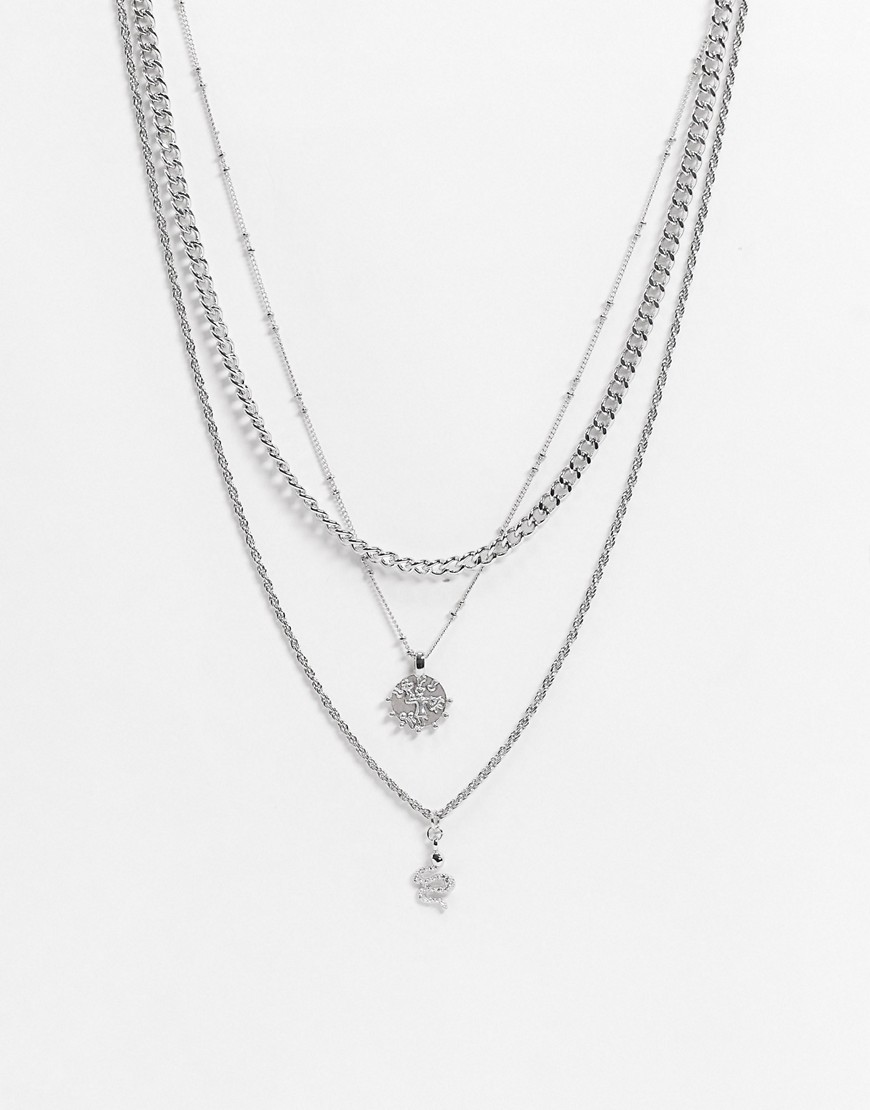 DesignB London 3 – Silverfärgat halsband i flera rader med grovt mynthänge