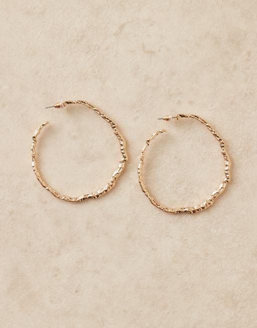 DesignB London 60mm large molten hoop earrings in gold tone, 2 of 3